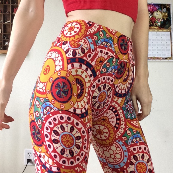 Lularoe One Size Leggings Wild Mandala Print